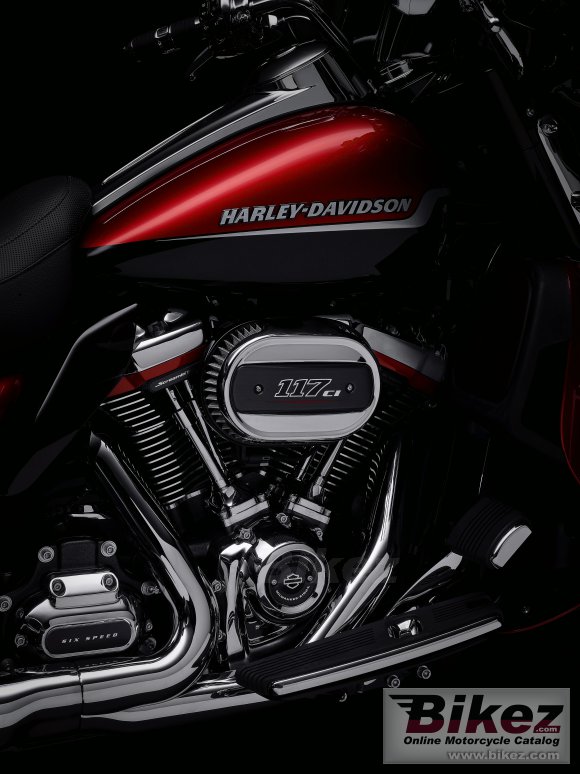 2021 Harley-Davidson CVO Tri Glide
