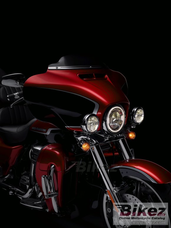 2021 Harley-Davidson CVO Tri Glide