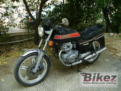 1981 Honda CB250N - Moto.ZombDrive.COM
