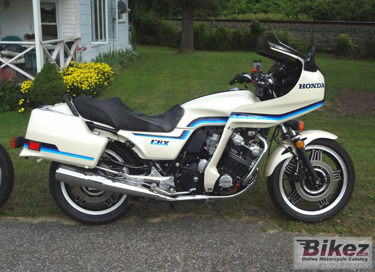 Honda CBX Pro Link