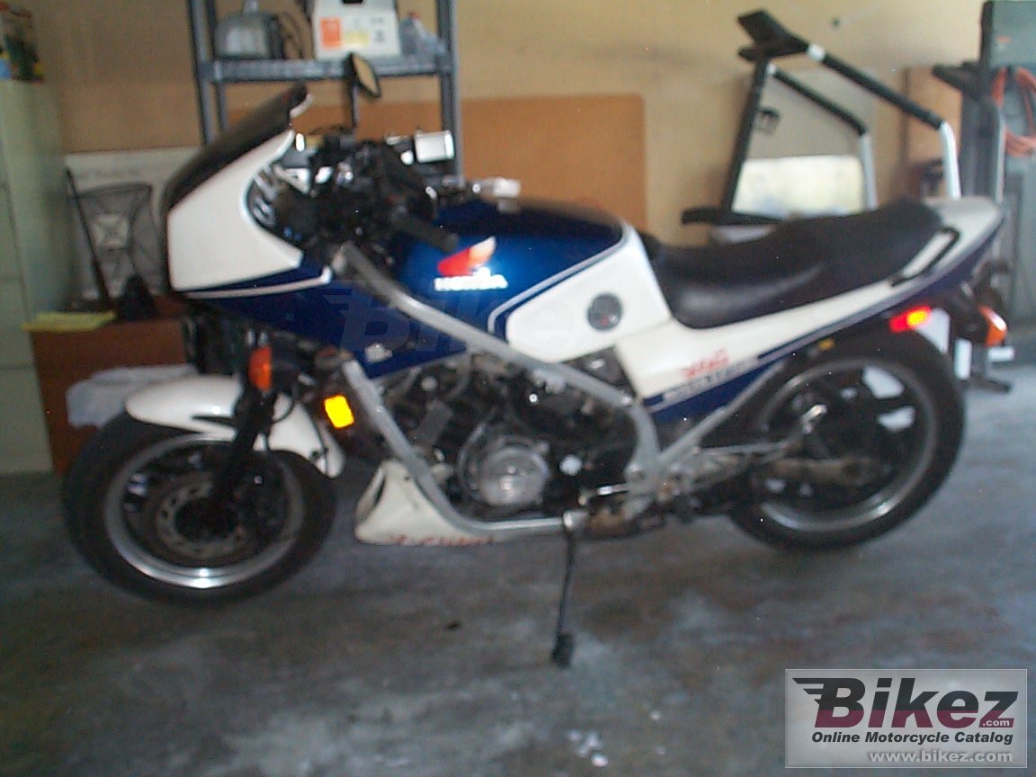 Honda VF 750 F