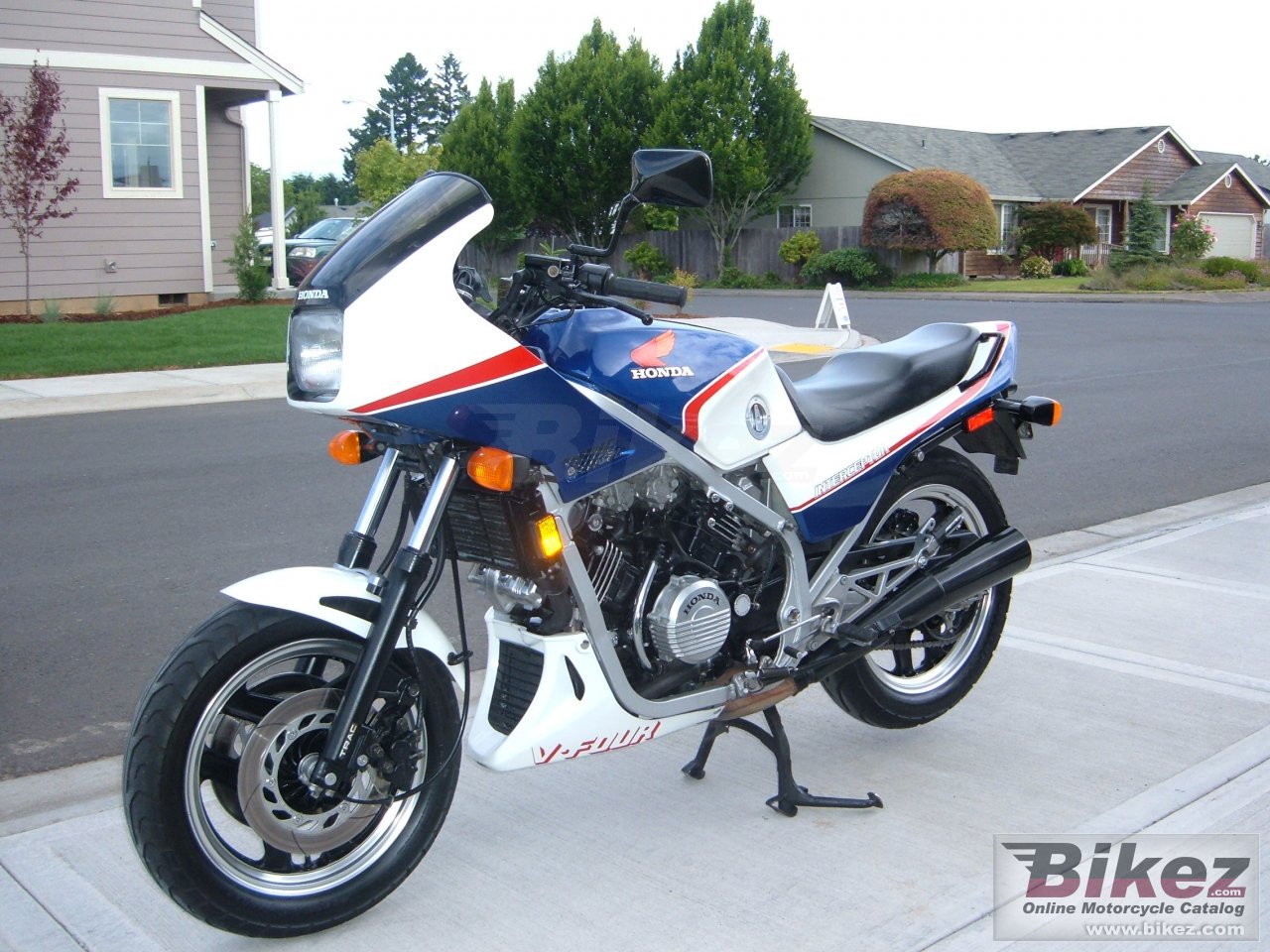 Honda VF 750 F