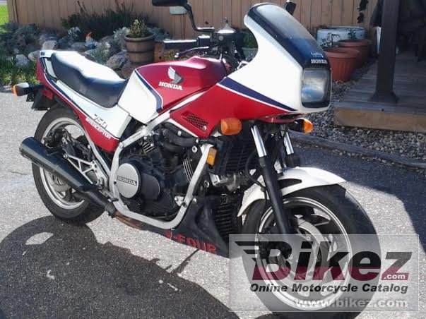 Honda VF 750 F