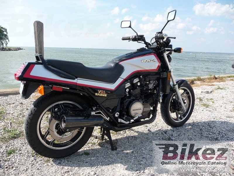 Honda VF 1100 S Sabre V65