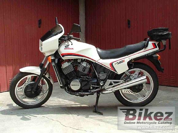 Honda VT 500 E