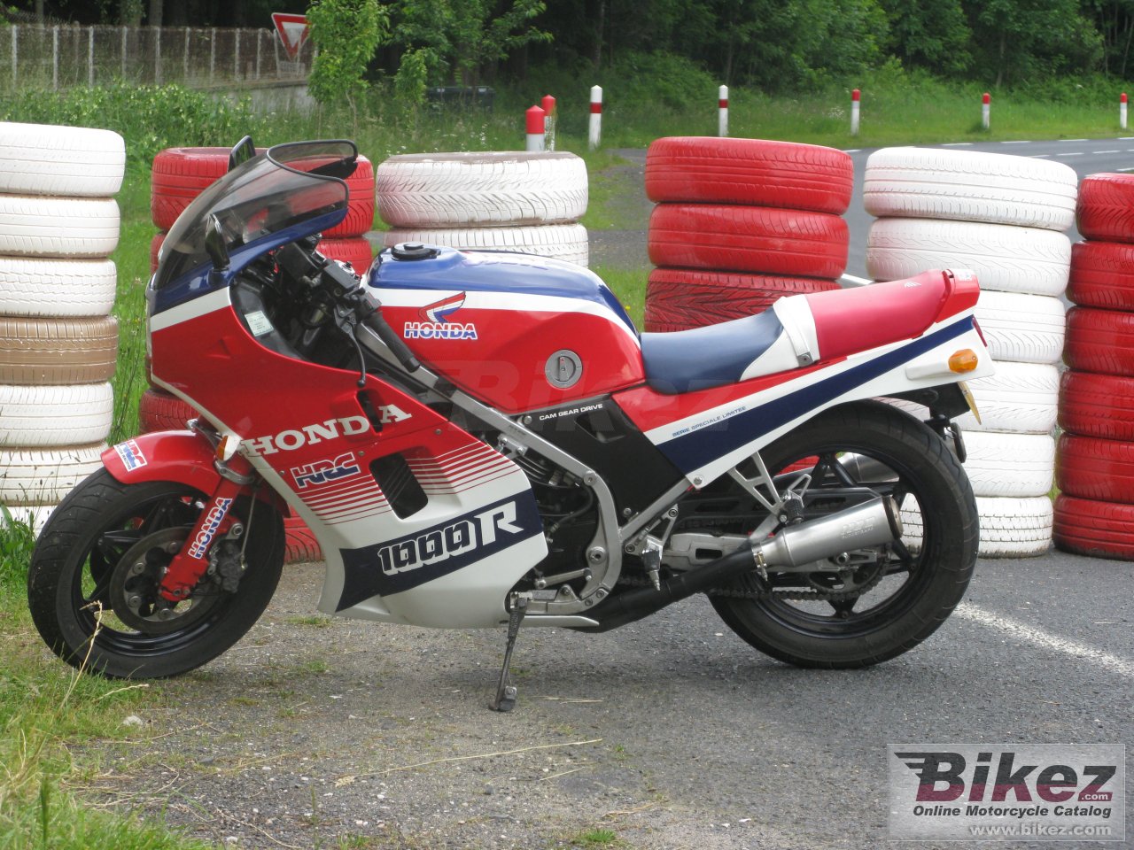 Honda VF 1000 R