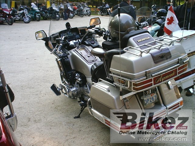 Honda GL 1200 DX Gold Wing