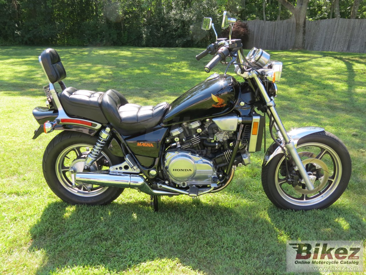 Honda VF 700 C Magna