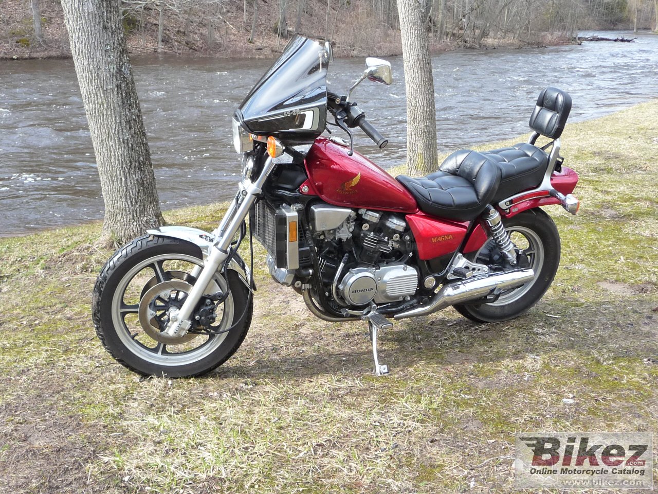 Honda VF 700 C Magna