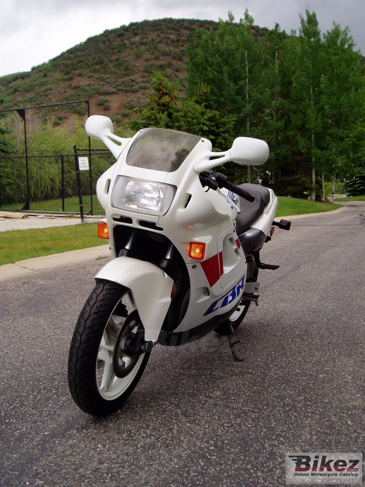 Honda CBR 600 F (reduced effect)