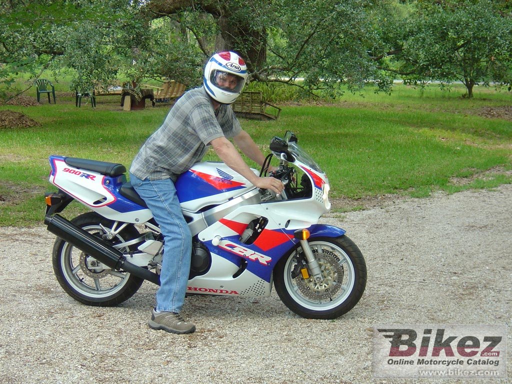 Honda CBR 900 RR Fireblade