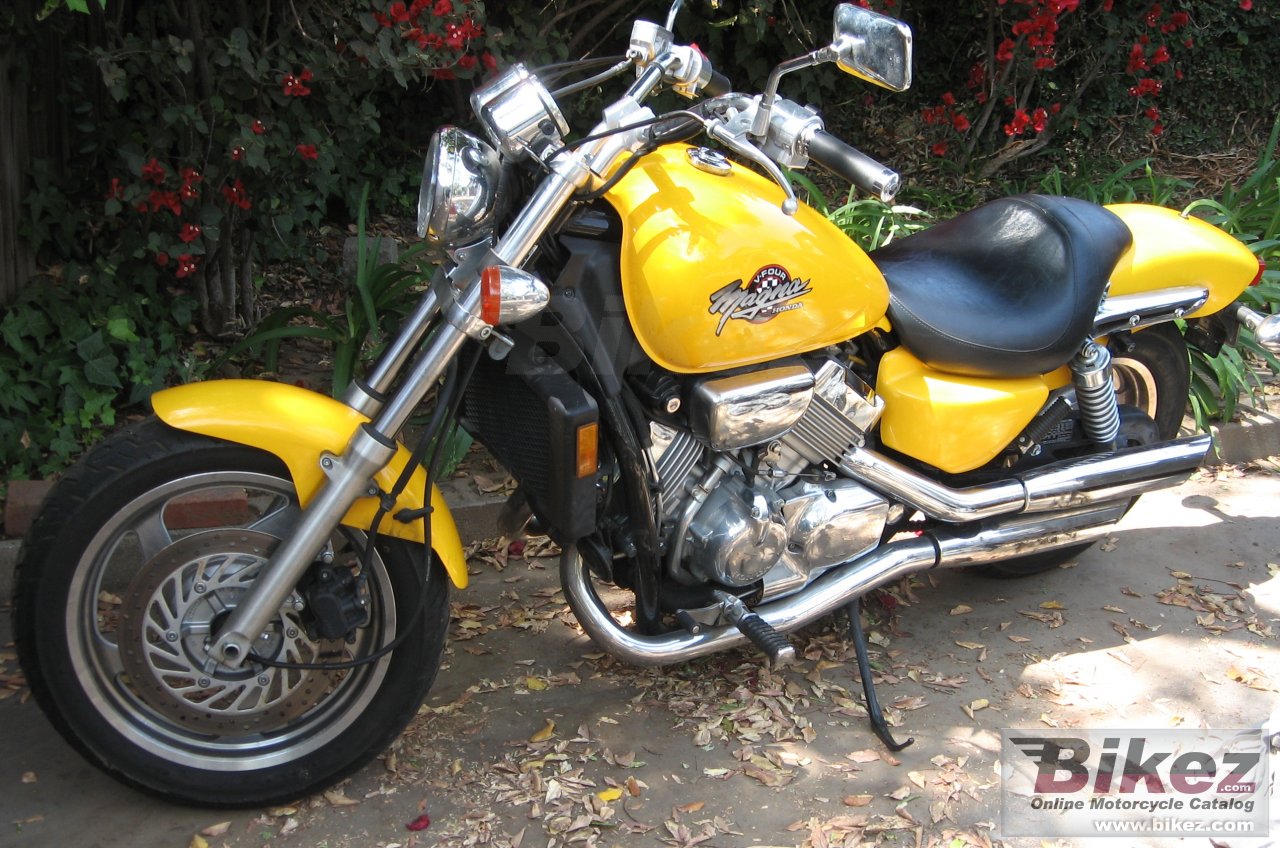 Honda VF 750 C