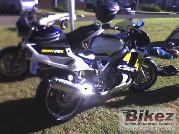 1995 Honda CBR 900 RR Fireblade