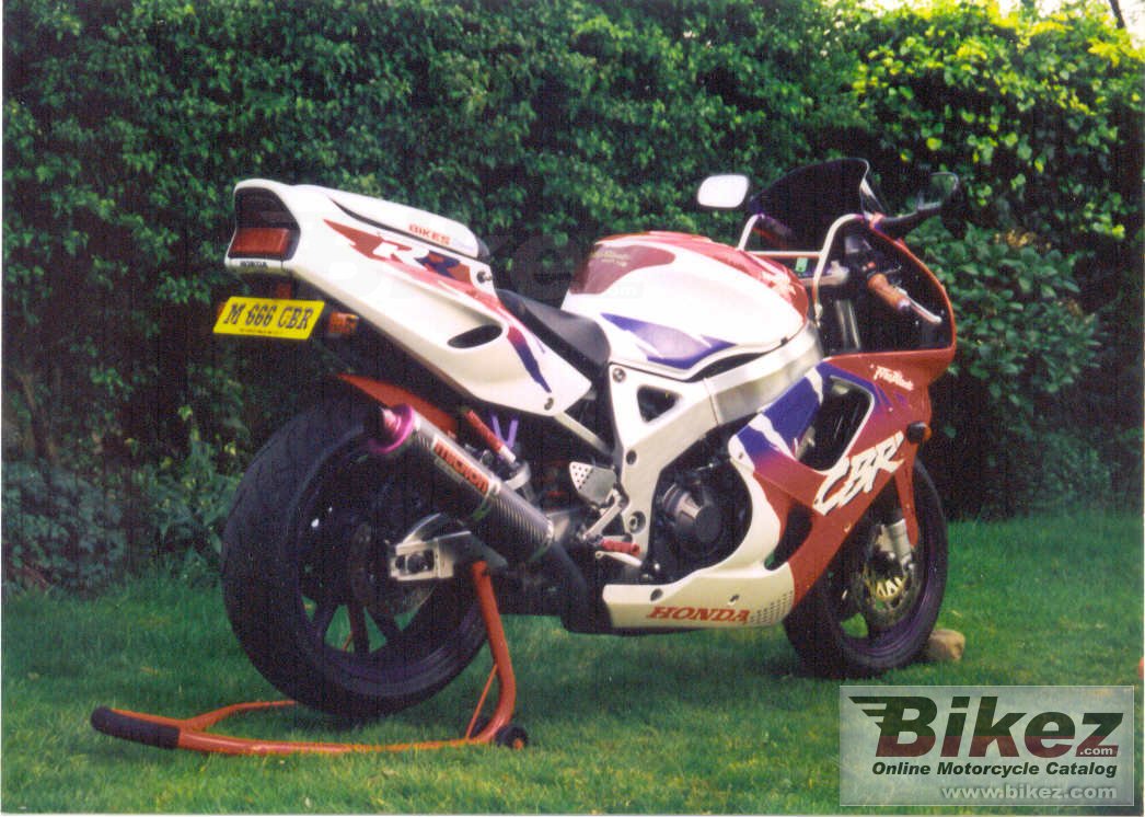 Honda CBR 900 RR Fireblade