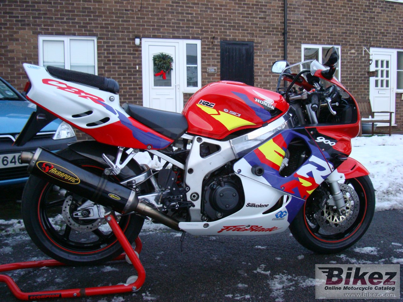 Honda CBR 900 RR Fireblade