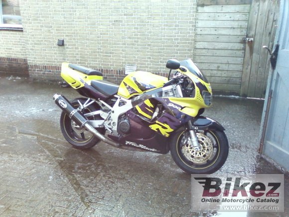 1997 Honda CBR 900 RR Fireblade