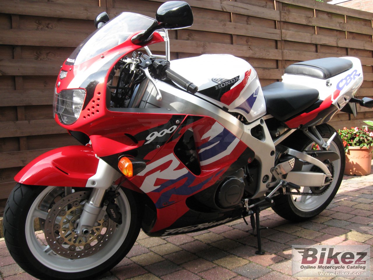 Honda CBR 900 RR Fireblade