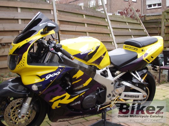 1997 Honda CBR 900 RR Fireblade