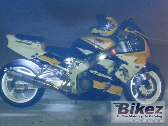 1997 Honda CBR 900 RR Fireblade