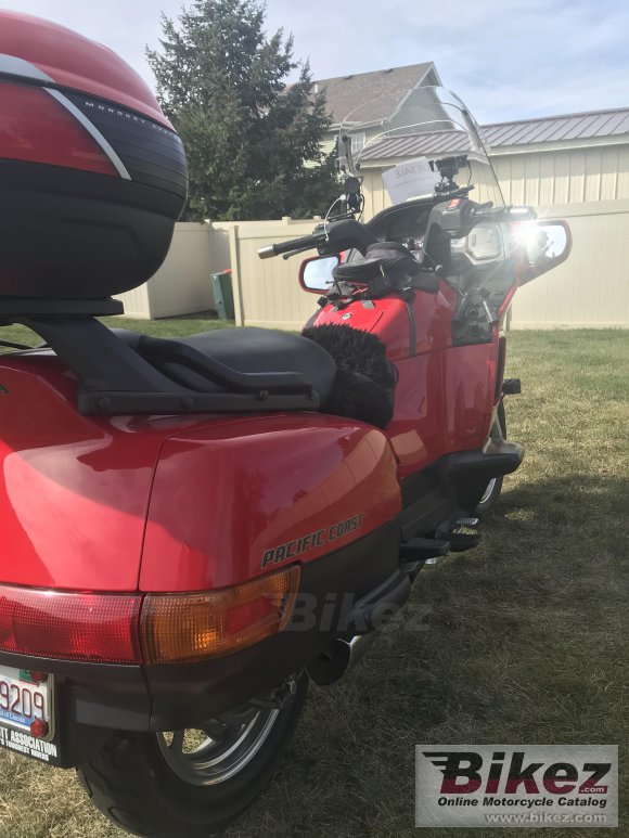 1998 Honda PC 800 Pacific Coast