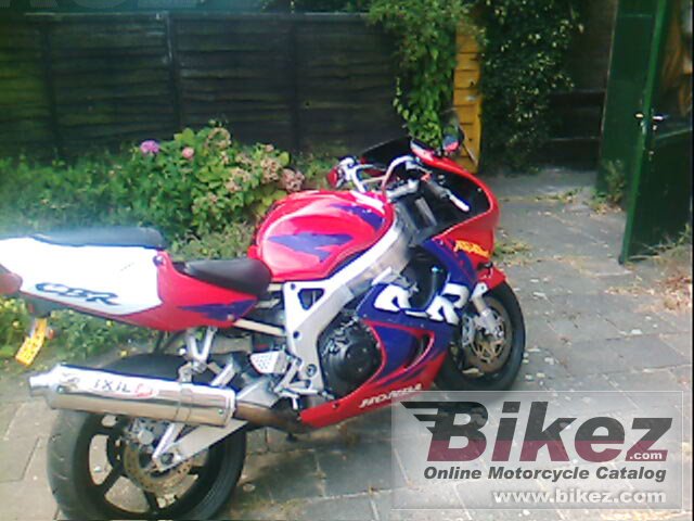 Honda CBR 900 RR Fireblade