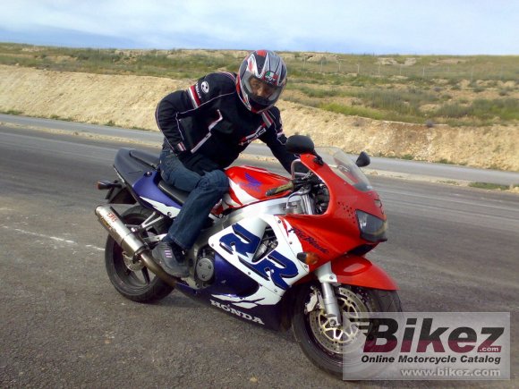 1998 Honda CBR 900 RR Fireblade