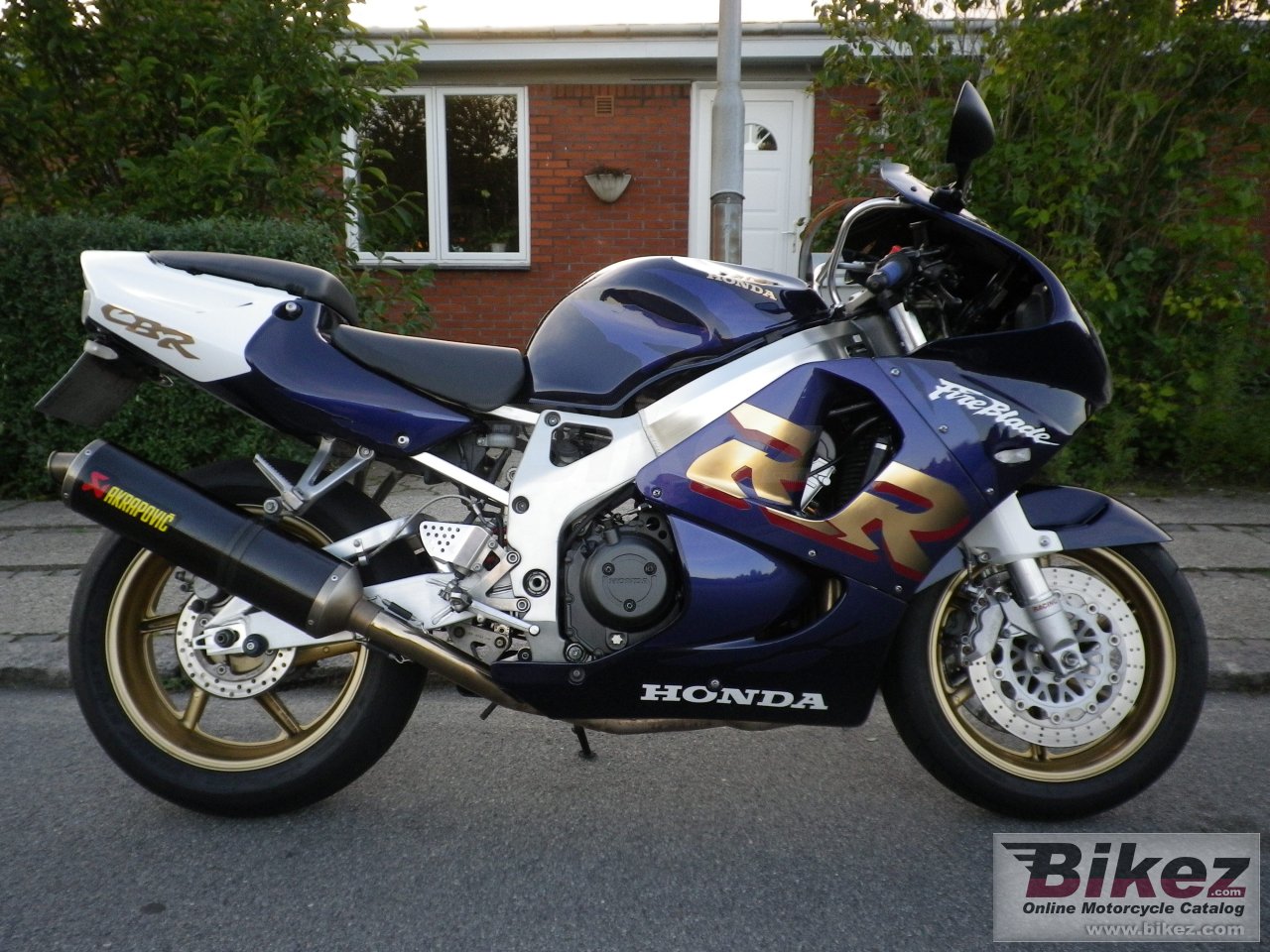 Honda CBR 900 RR