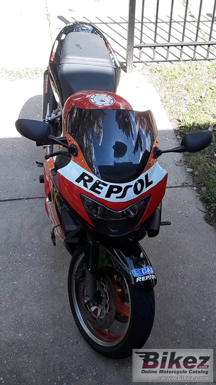 Honda CBR 600 F4