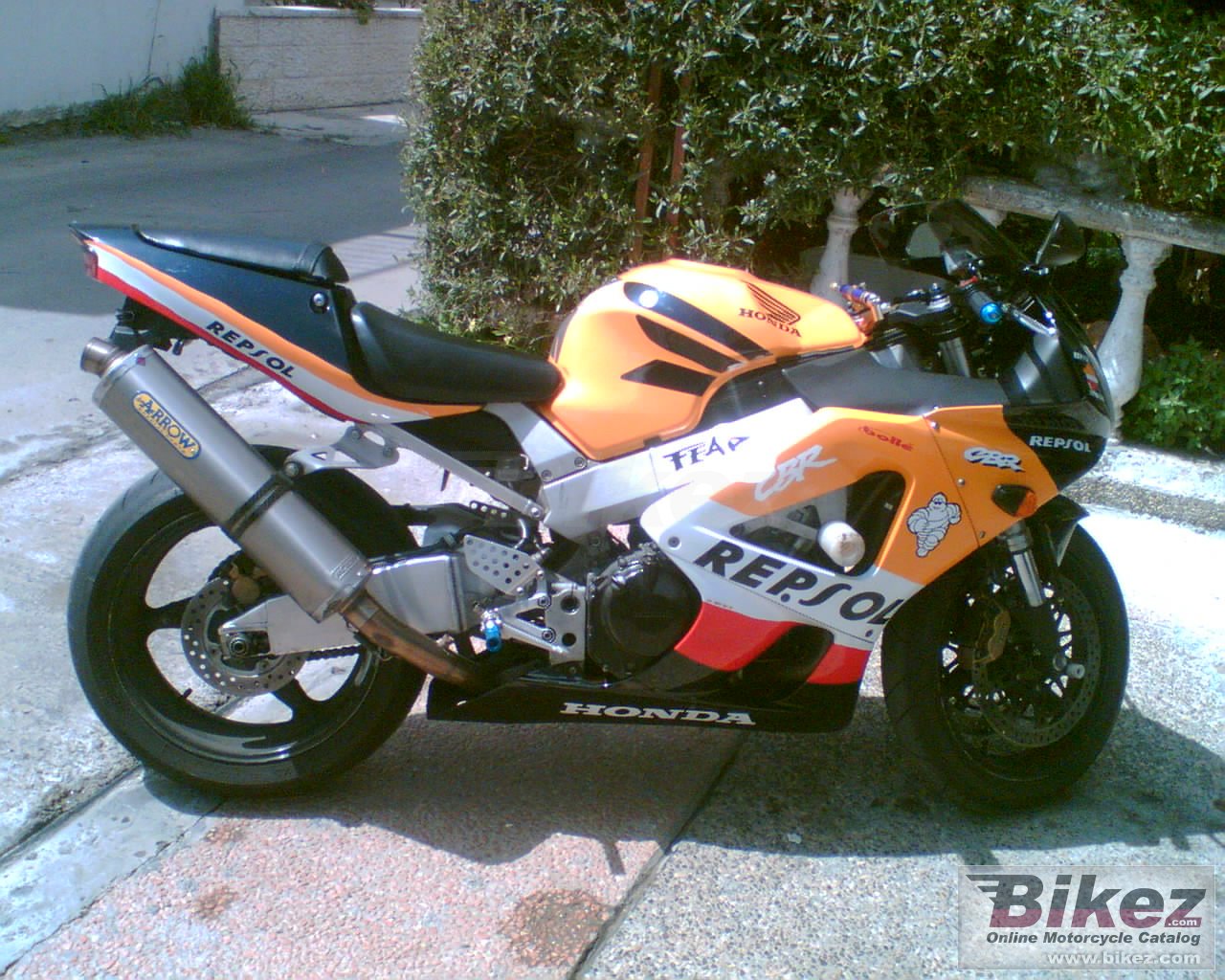 Honda CBR 900 RR Fireblade