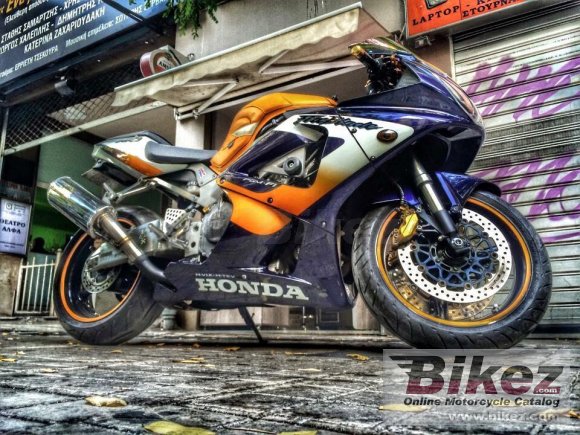 2001 Honda CBR 900 RR Fireblade