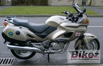 2001 Honda NT 650 V Deauville specifications and pictures