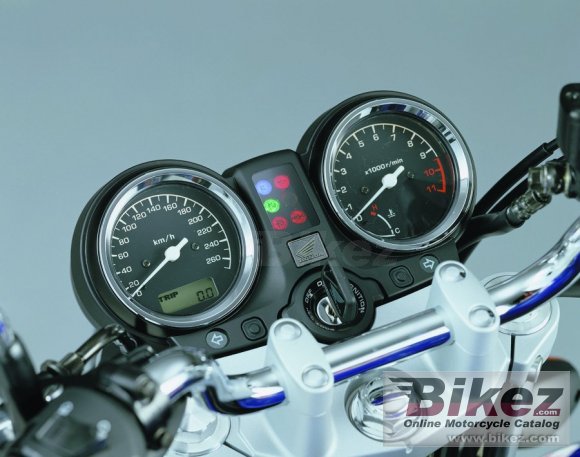 2002 Honda CB 900 F - 919