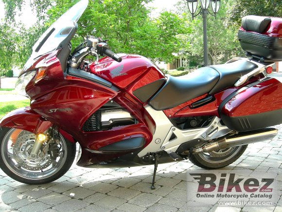 2005 Honda ST 1300