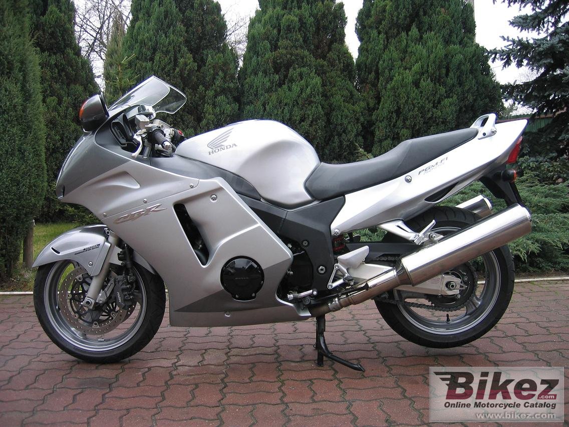 Honda CBR 1100 XX Super Blackbird