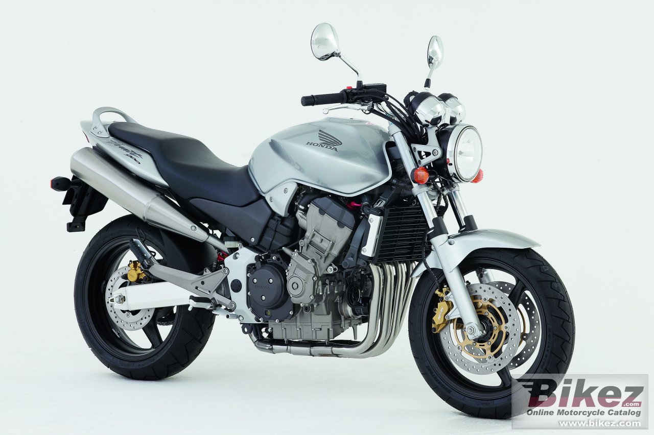 Honda Hornet 900