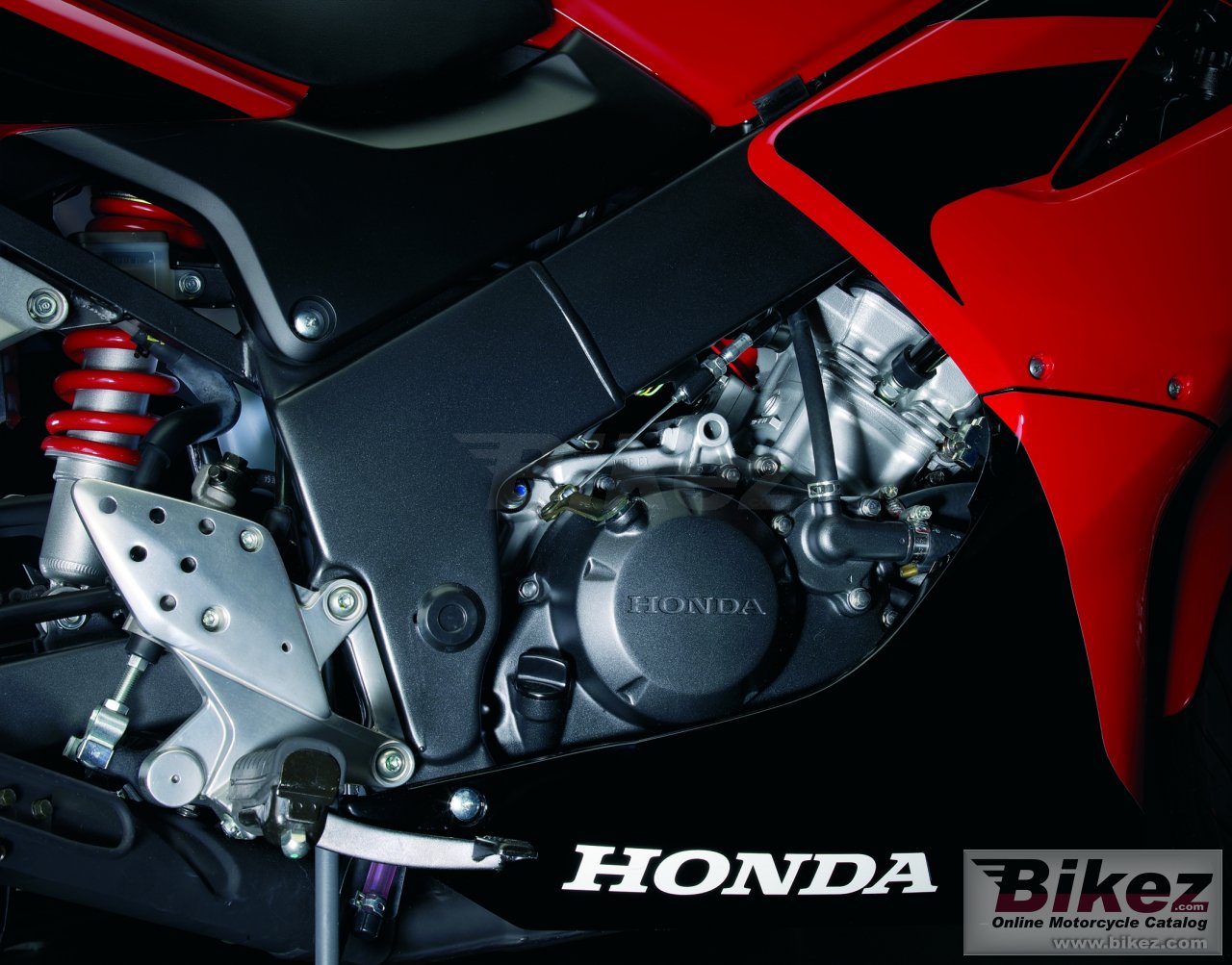 Honda CBR125R