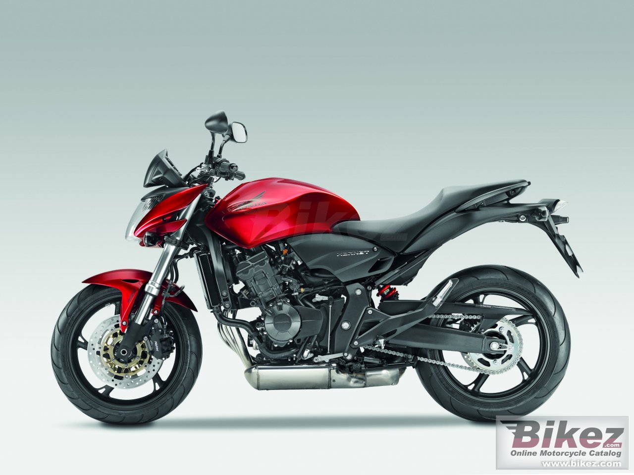 Обзор honda. Honda cb600f Hornet 2013. Honda CB 600 Hornet 2013. Honda cb600fa 2013. Honda CB 600 2010.