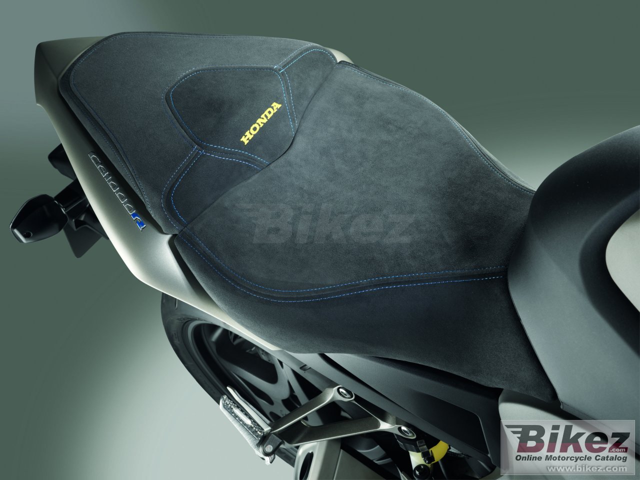 Honda CB1000R