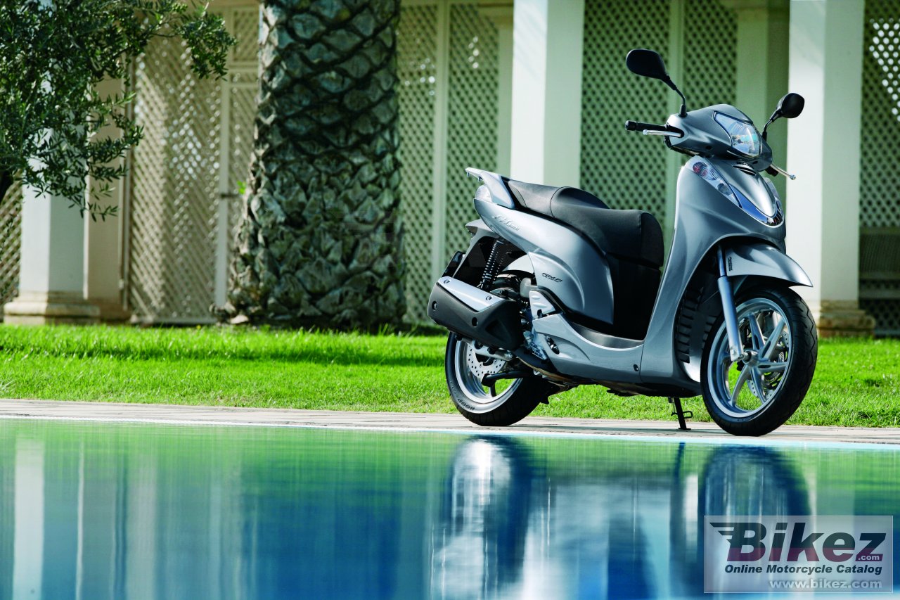 Honda SH300i Sporty