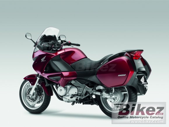 2011 Honda NT700V ABS