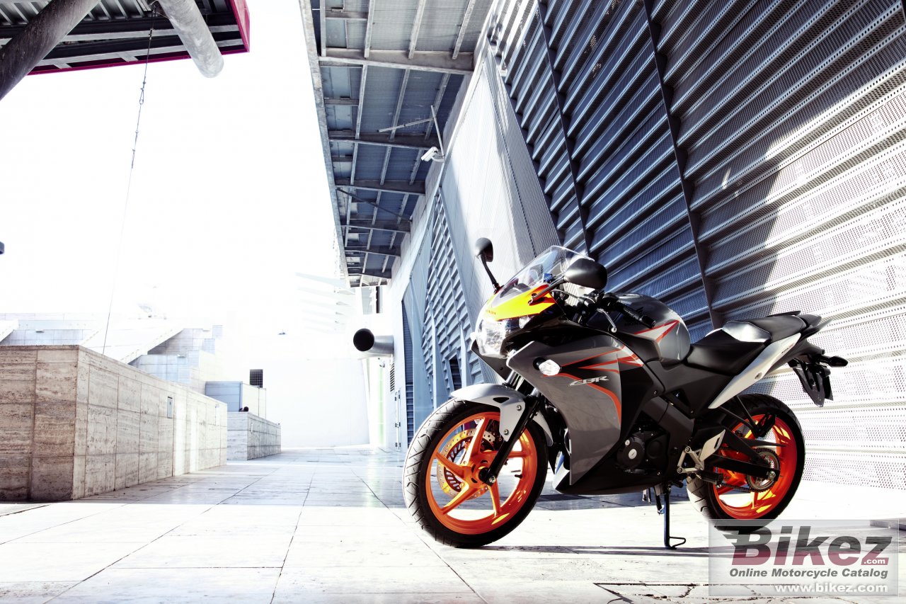 Honda CBR125R