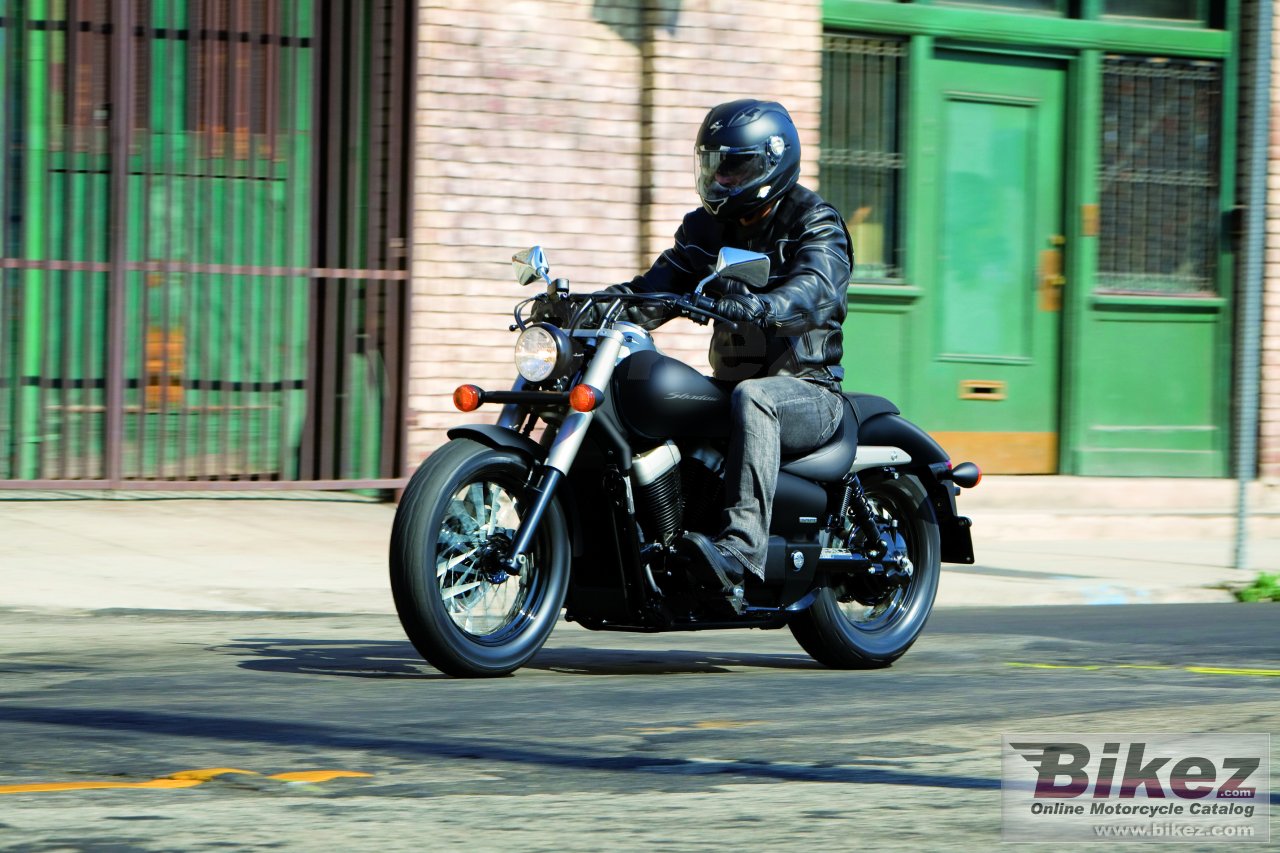 Honda VT750C2B Shadow Black Spirit