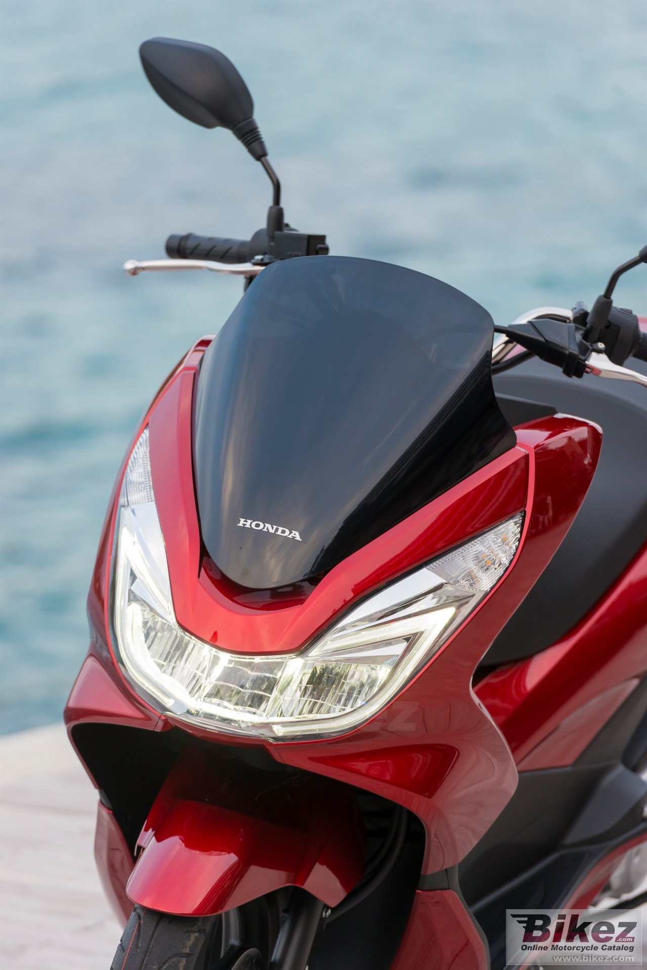 Honda PCX 125                                             