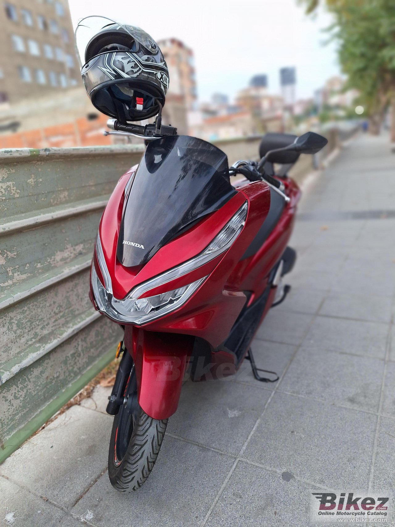 Honda PCX 125                                             