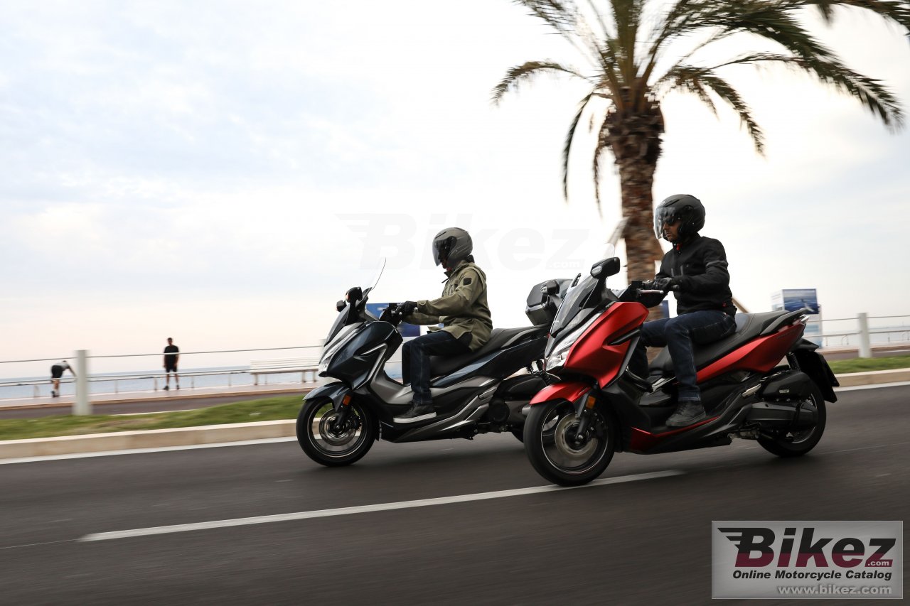 Honda Forza 300