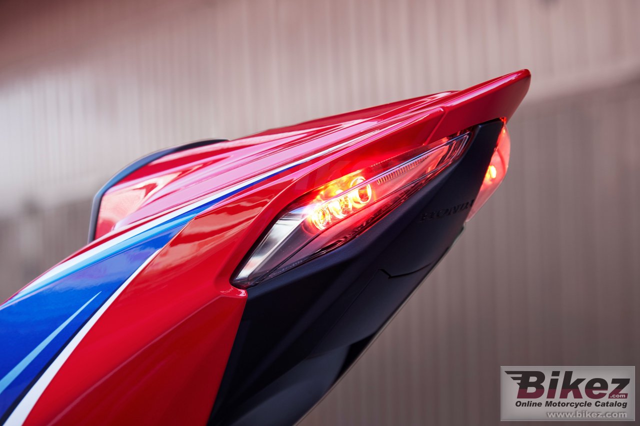 Honda CBR1000RR-R Fireblade SP