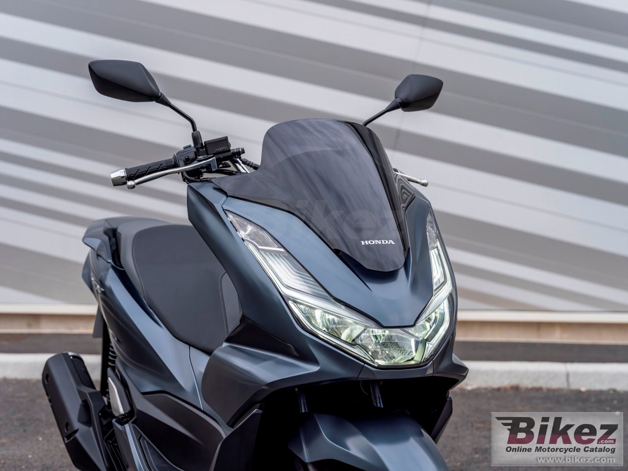 Honda PCX125                                             