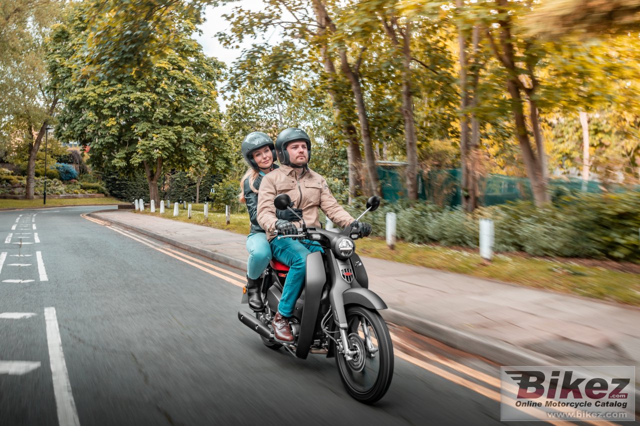 Honda Super Cub 125                                            