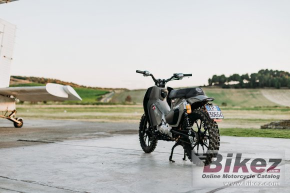 2022 Honda Super Cub 125X                                           