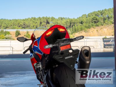 2022 Honda CBR1000RR-R Fireblade